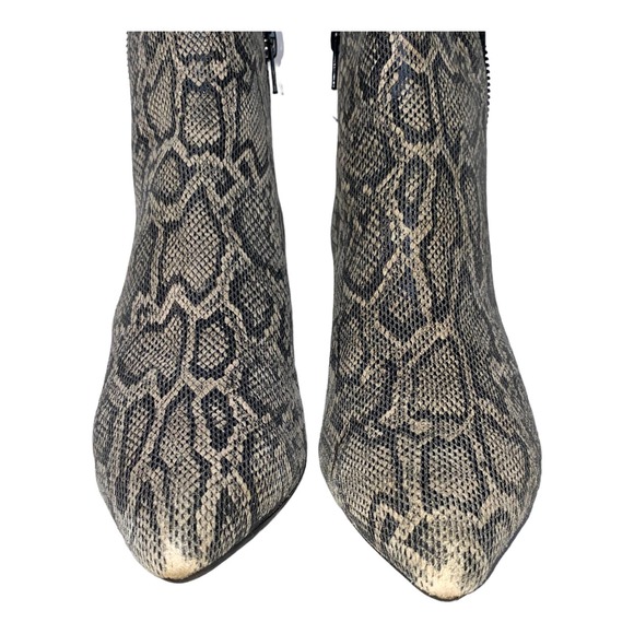 Aerosoles Heel Rest Rock On Ankle Bootie White Black Leather Snake Print sz 7.5 - Picture 5 of 13